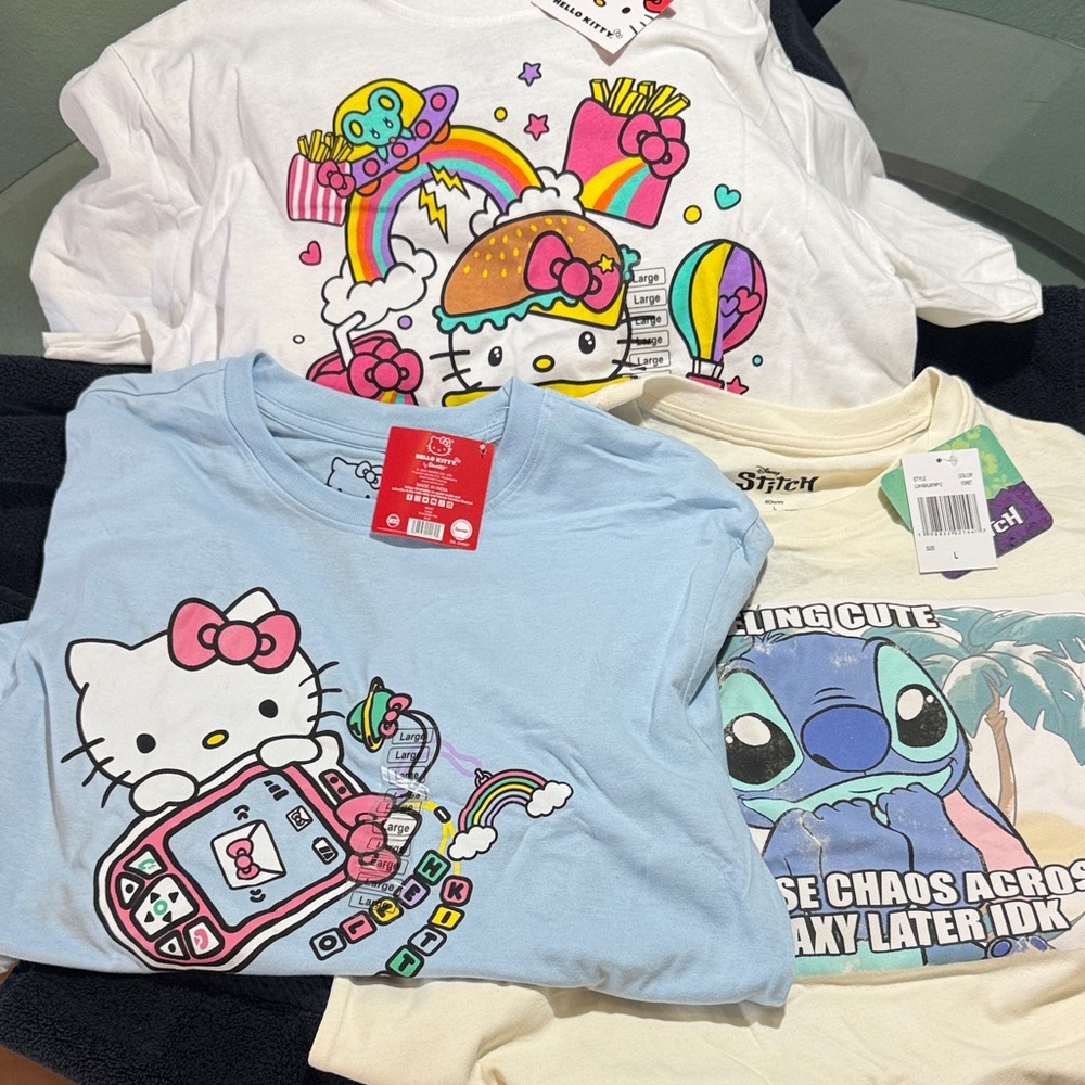 Hello Kitty and stitch bundle x3 size large